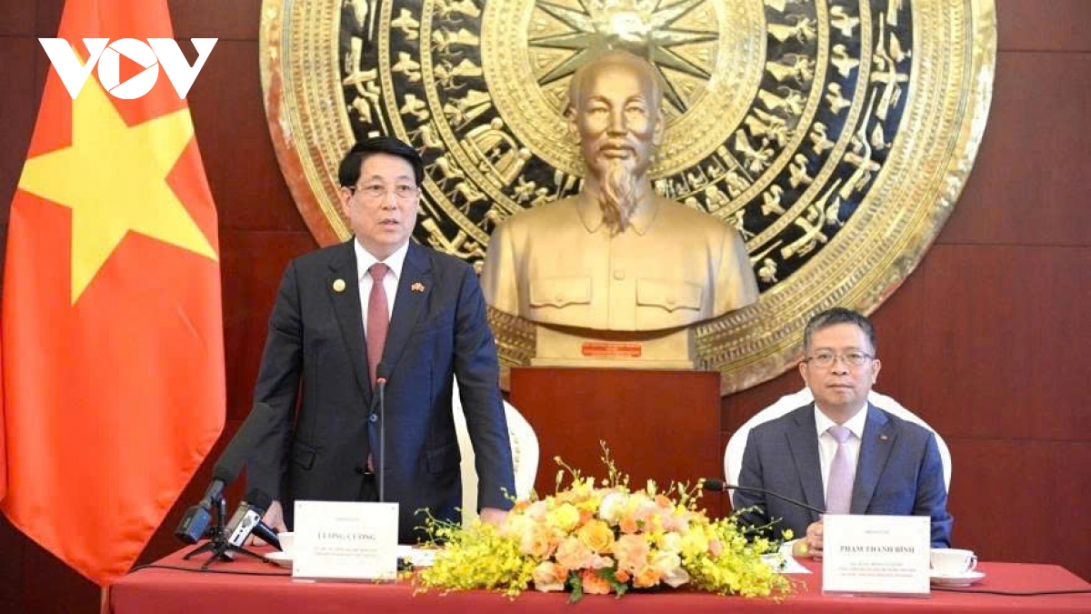 Developing relations with China is an objective necessity, says President of Vietnam
